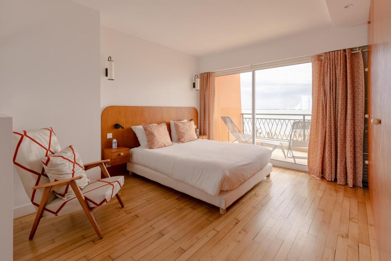 La Perriniere Appartement Face Mer 鲁瓦扬 外观 照片